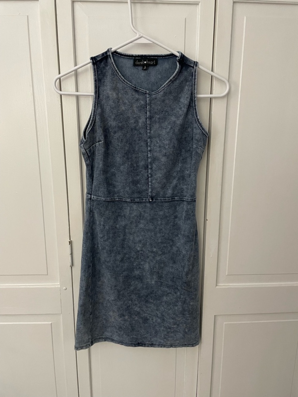 Derek Heart Acid Washed Blue Denim-Effect Sleeveless Shift Dress Small